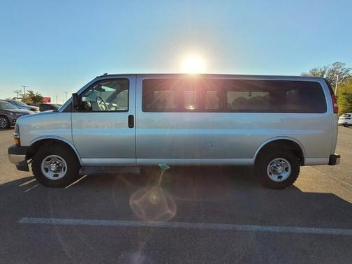 2019 Chevrolet Express 3500 LT