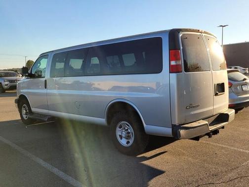 2019 Chevrolet Express 3500 LT