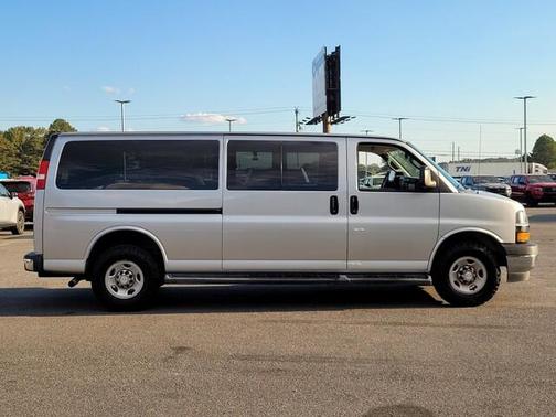 2019 Chevrolet Express 3500 LT