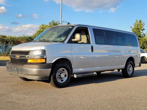 2019 Chevrolet Express 3500 LT