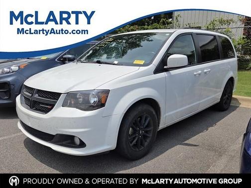 White 2020 Dodge Grand Caravan SE