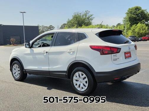 Glacier White 2018 Nissan Rogue Sport S