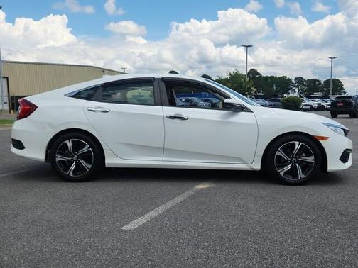 2018 Honda Civic Touring