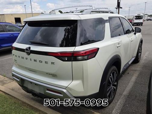 Pearl White 2024 Nissan Pathfinder Platinum