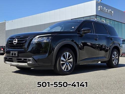 Black 2023 Nissan Pathfinder SL