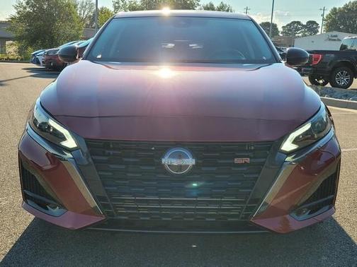 2024 Nissan Altima 2.0 SR