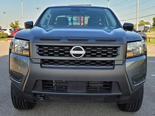2025 Nissan Frontier S