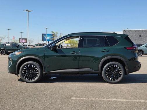 Obsidian Green 2026 Nissan Rogue Dark Armor