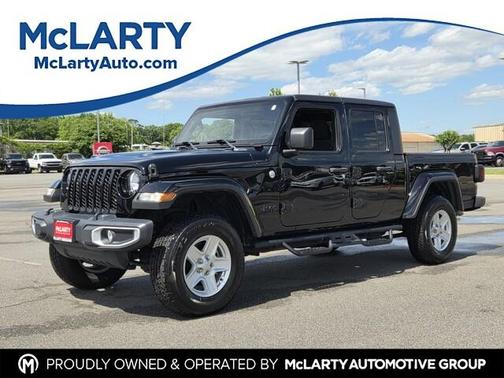 Black Clearcoat 2021 Jeep Gladiator Sport