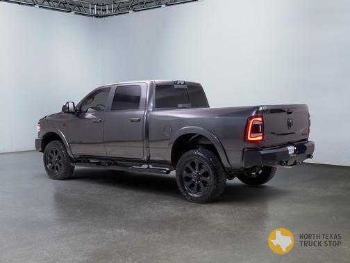 2022 RAM 2500 Laramie Crew Cab 4x4 6'4' Box