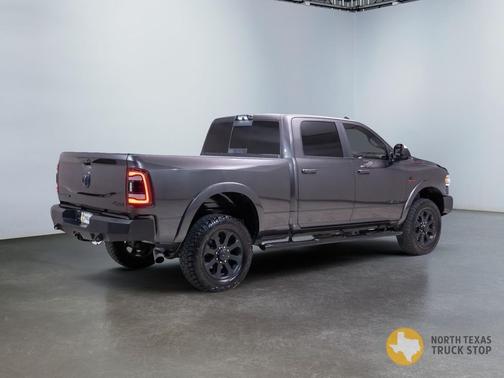 2022 RAM 2500 Laramie Crew Cab 4x4 6'4' Box