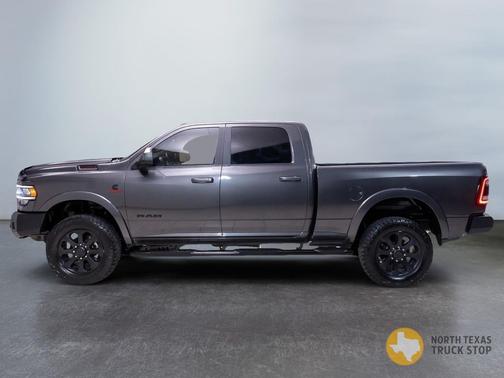 2022 RAM 2500 Laramie Crew Cab 4x4 6'4' Box