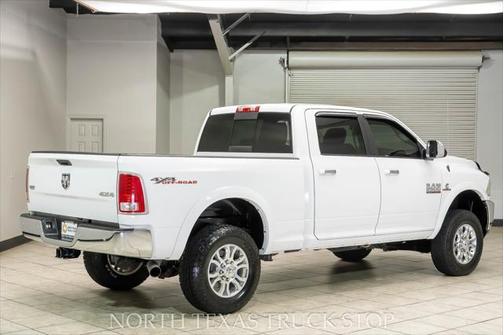 2017 RAM 2500 Laramie Crew Cab 4x4 6'4' Box