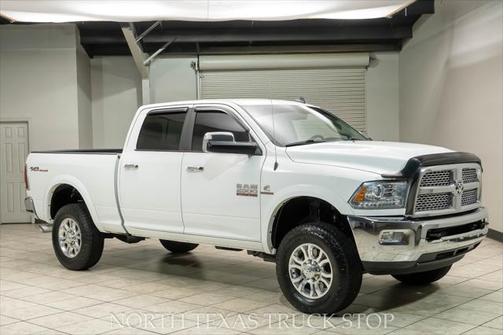2017 RAM 2500 Laramie Crew Cab 4x4 6'4' Box