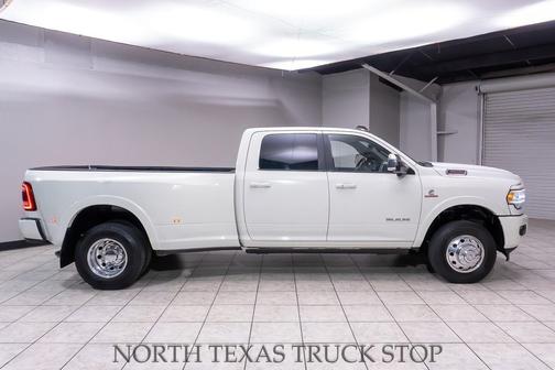 2020 RAM 3500 Laramie Crew Cab 4x4 8' Box