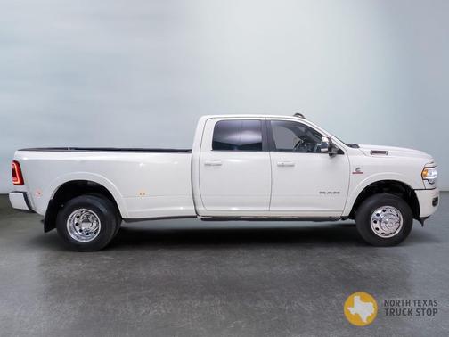 2020 RAM 3500 Laramie Crew Cab 4x4 8' Box
