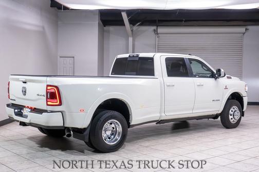 2020 RAM 3500 Laramie Crew Cab 4x4 8' Box