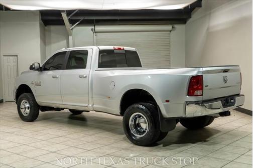 2018 RAM 3500 SLT Crew Cab 4x4 8' Box