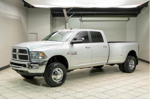 2018 RAM 3500 SLT Crew Cab 4x4 8' Box