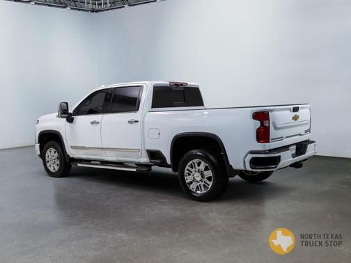 2024 Chevrolet Silverado 2500 High Country
