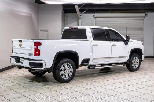 2024 Chevrolet Silverado 2500 High Country