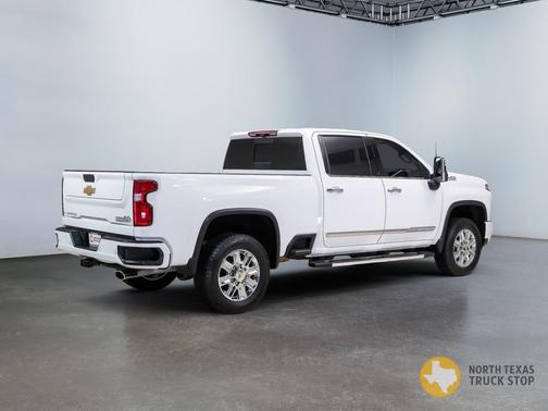 2024 Chevrolet Silverado 2500 High Country