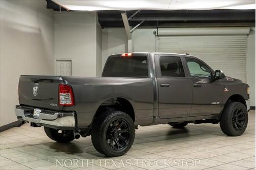 2022 RAM 2500 Tradesman Crew Cab 4x4 6'4' Box
