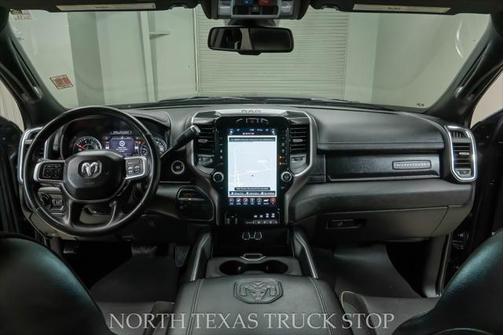 2020 RAM 3500 Laramie Crew Cab 4x4 8' Box