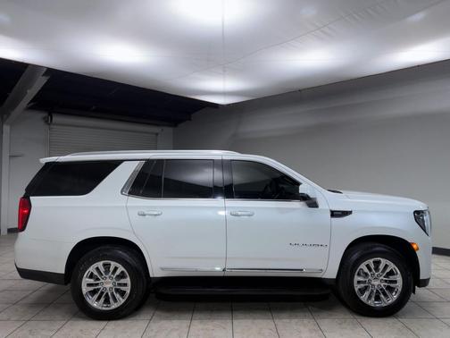 2021 GMC Yukon SLT