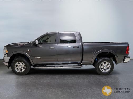 2021 RAM 2500 Laramie Crew Cab 4x4 6'4' Box