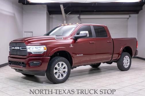 2019 RAM 2500 Laramie Crew Cab 4x4 6'4' Box