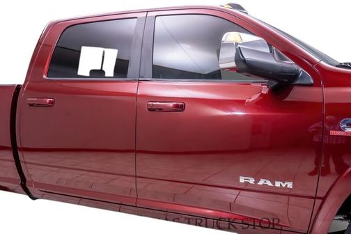 2019 RAM 2500 Laramie Crew Cab 4x4 6'4' Box