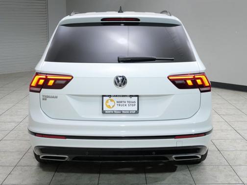 2021 Volkswagen Tiguan 2.0T SE R-Line Black