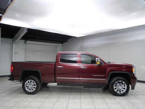 2016 GMC Sierra 2500 Denali
