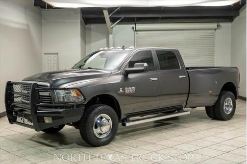 2018 RAM 3500 Big Horn Crew Cab 4x4 8' Box