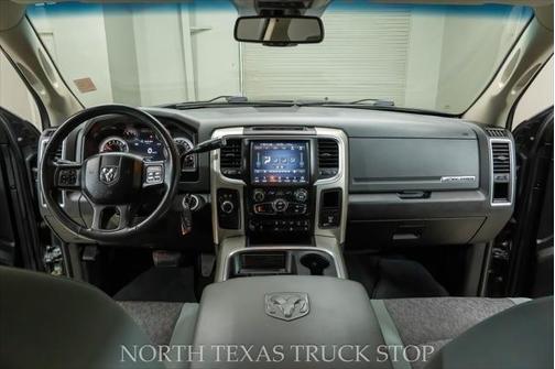 2018 RAM 3500 Big Horn Crew Cab 4x4 8' Box