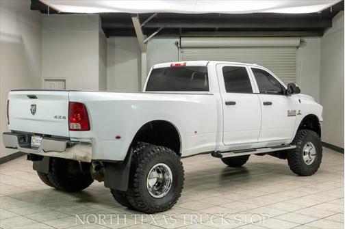 2018 RAM 3500 Tradesman Crew Cab 4x4 8' Box