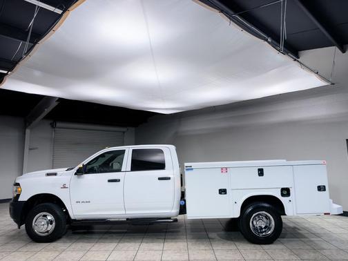 2022 RAM 3500 Tradesman/SLT/Laramie/Limited