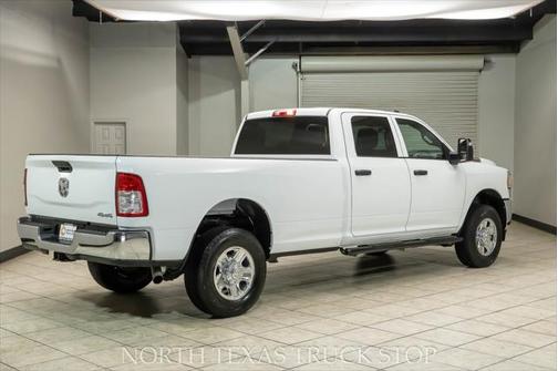 2024 RAM 2500 Tradesman Crew Cab 4x4 8' Box