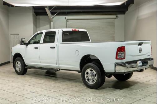 2024 RAM 2500 Tradesman Crew Cab 4x4 8' Box