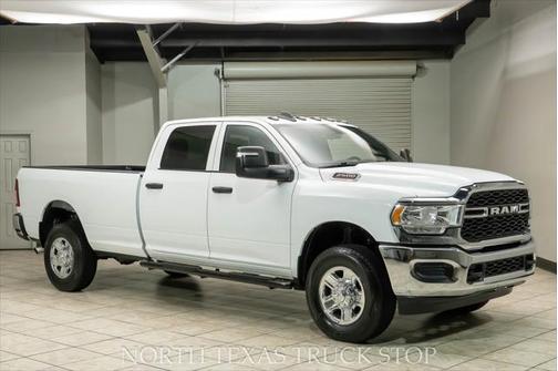 2024 RAM 2500 Tradesman Crew Cab 4x4 8' Box