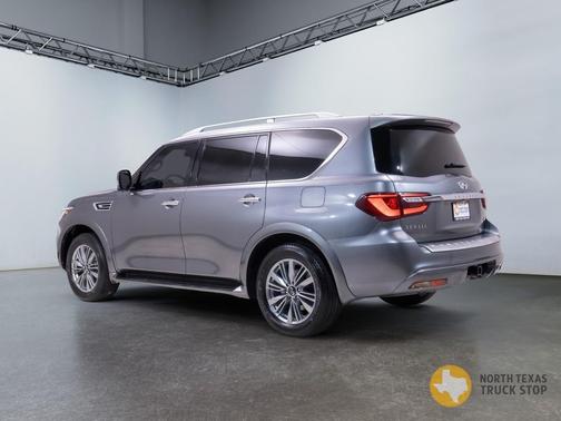 2021 INFINITI QX80 Luxe