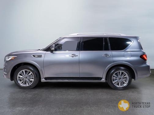 2021 INFINITI QX80 Luxe