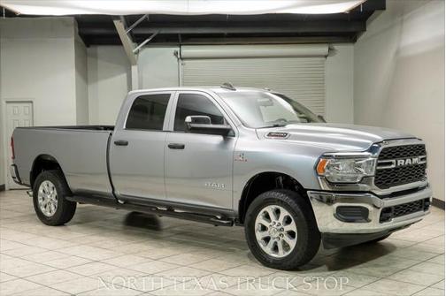 2019 RAM 3500 Tradesman Crew Cab 4x4 8' Box