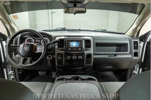 2018 RAM 3500 Tradesman Crew Cab 4x4 6'4' Box