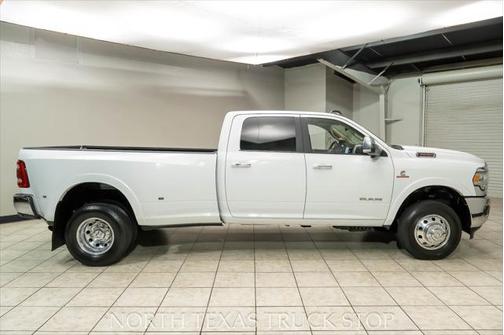 2022 RAM 3500 Laramie Crew Cab 4x4 8' Box