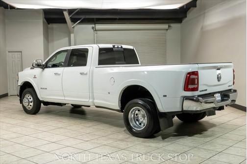 2022 RAM 3500 Laramie Crew Cab 4x4 8' Box