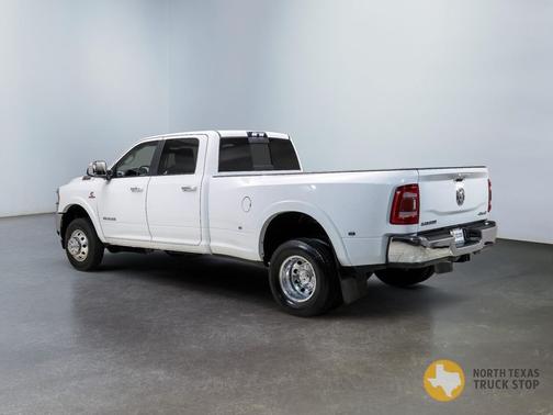 2022 RAM 3500 Laramie Crew Cab 4x4 8' Box