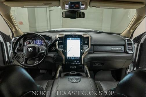 2022 RAM 3500 Laramie Crew Cab 4x4 8' Box