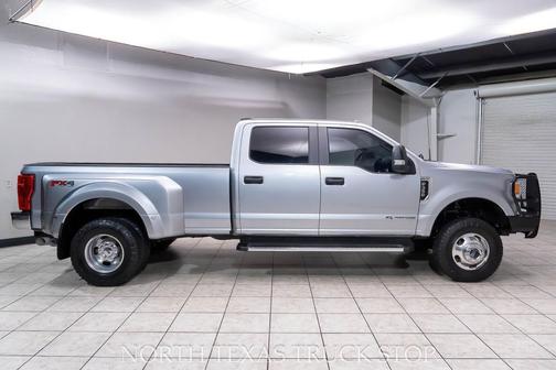 2022 Ford F-350 XL